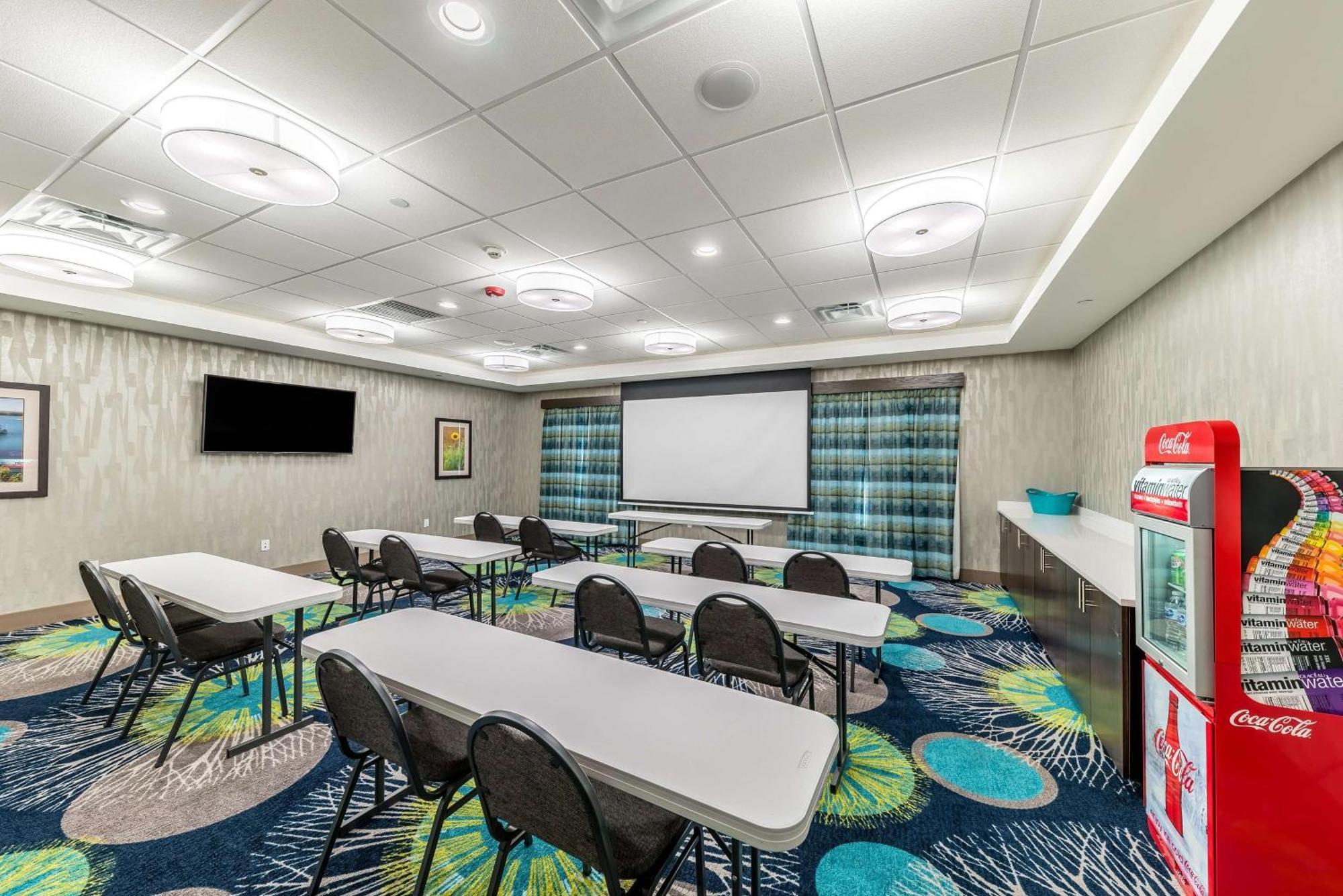 Hampton Inn & Suites Pryor, Ok Pryor Creek Экстерьер фото